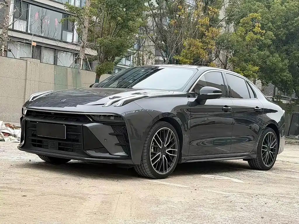 Lynk & Co 03 2025