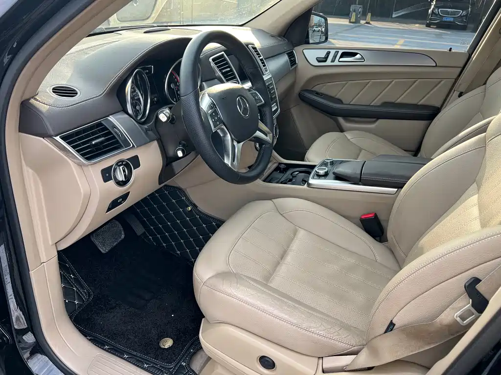 Mercedes-Benz GL-Class 2015 — фото 10