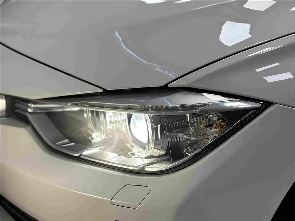 BMW 3 Series 2015