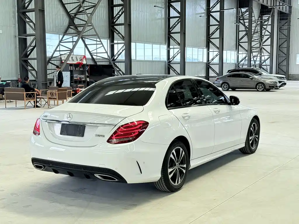 Mercedes-Benz C-Class 2018 — фото 14
