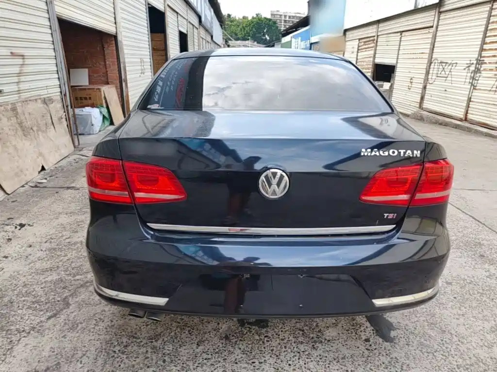 Volkswagen Magotan 2015