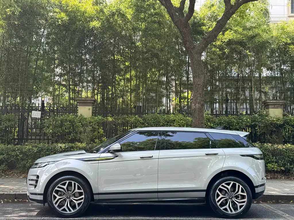 Land Rover Evoque 2024 — фото 3