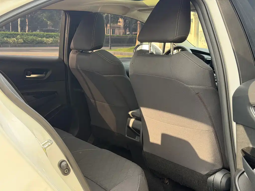 Toyota Allion 2023 — фото 10