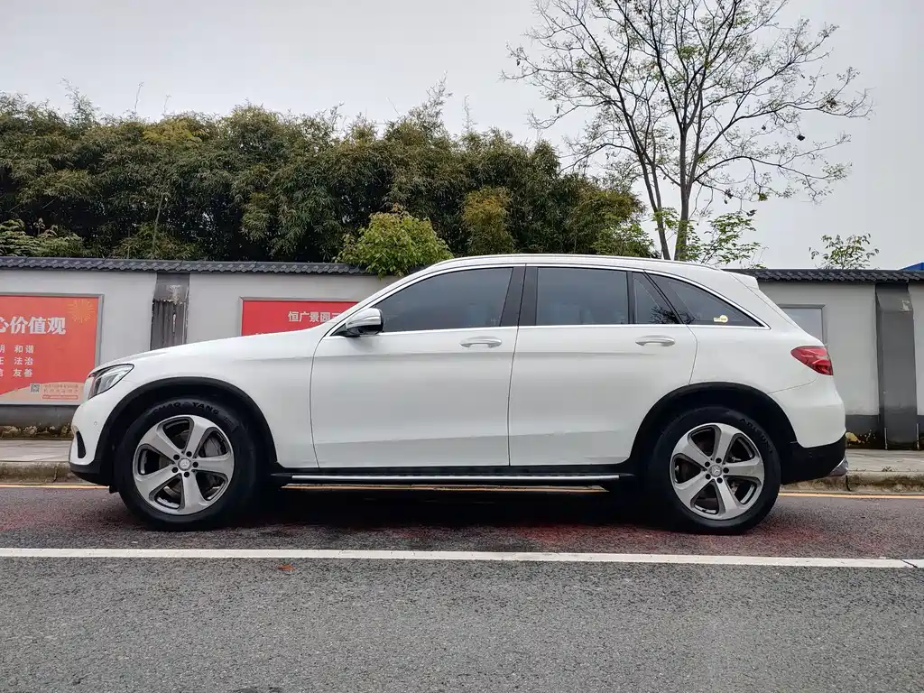 Mercedes-Benz GLC 2016 — фото 20