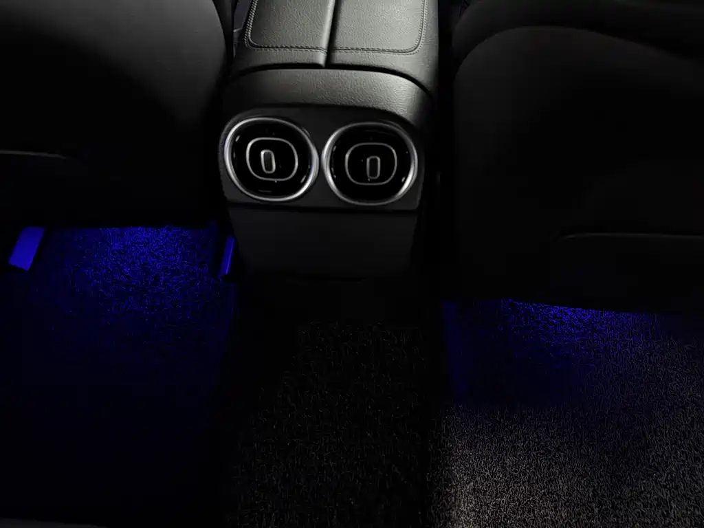 Mercedes-Benz C-Class 2022