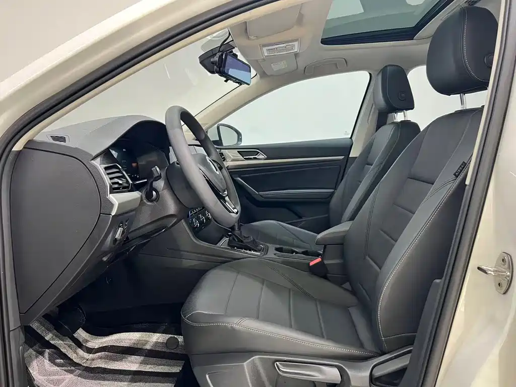 Volkswagen Lavida 2022