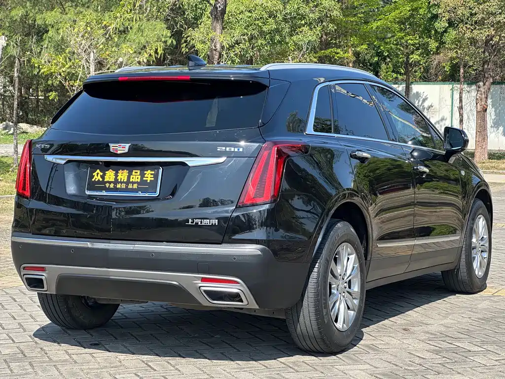 Cadillac XT5 2022 — фото 15