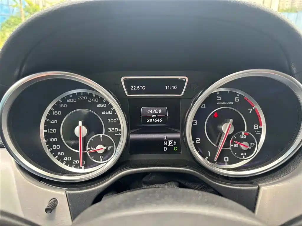 Mercedes-Benz M-Class AMG 2013 — фото 10