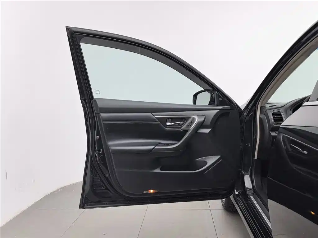 Nissan Teana 2015 — фото 8