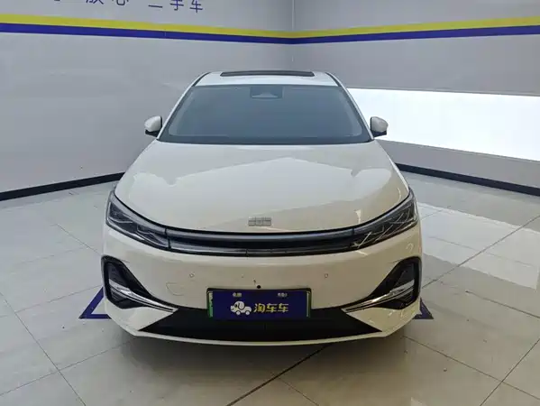 Geely Galaxy A7 EM 2025