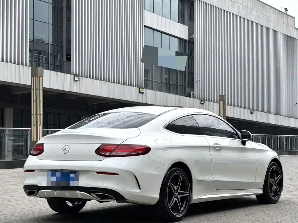 Mercedes-Benz C-Class 2017 — фото 9
