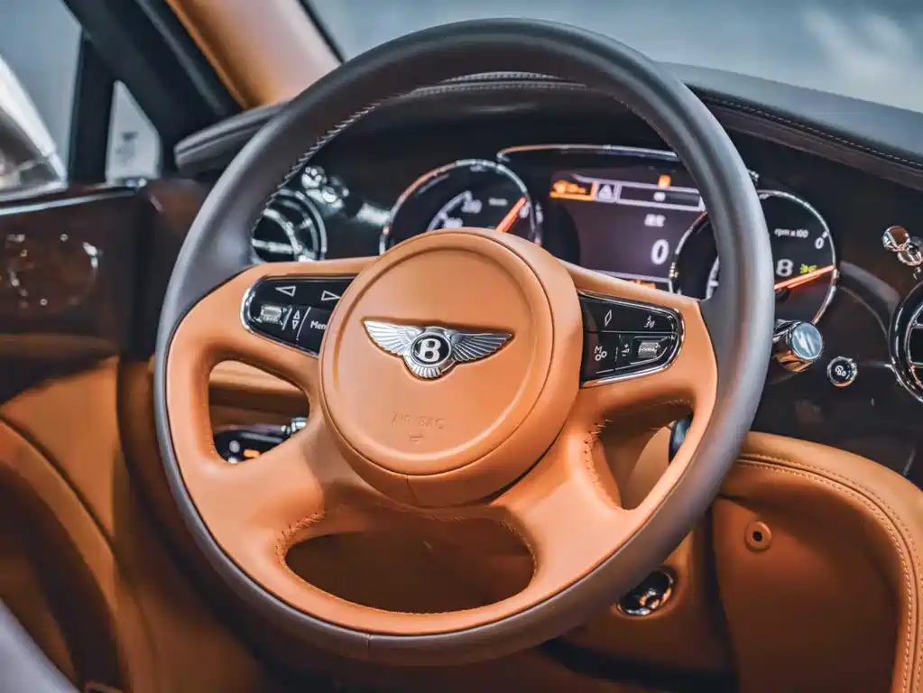 Bentley Mulsanne 2012 — фото 22