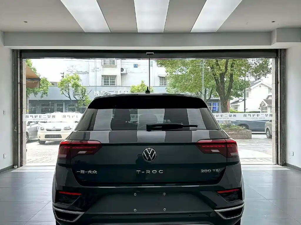Volkswagen T-Roc 2021 — фото 8
