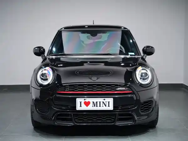 MINI JCW 2020