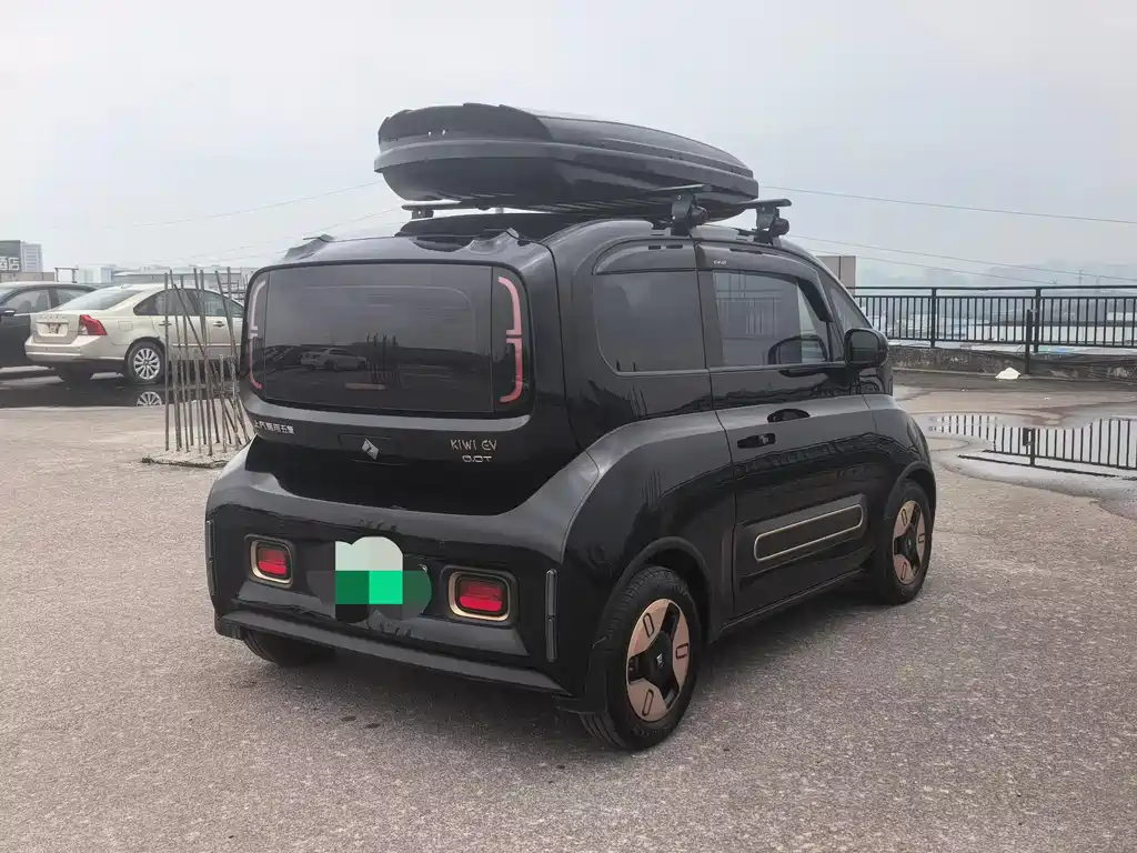 Baojun KiWi EV 2022 — фото 10