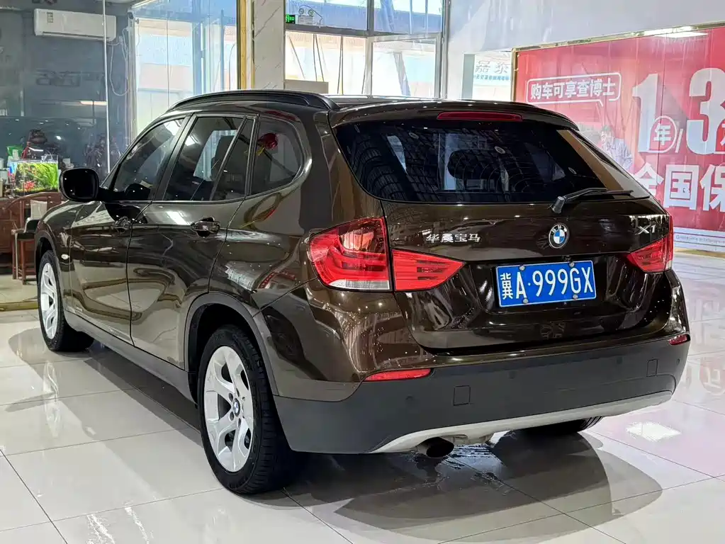 BMW X1 2012 — фото 10