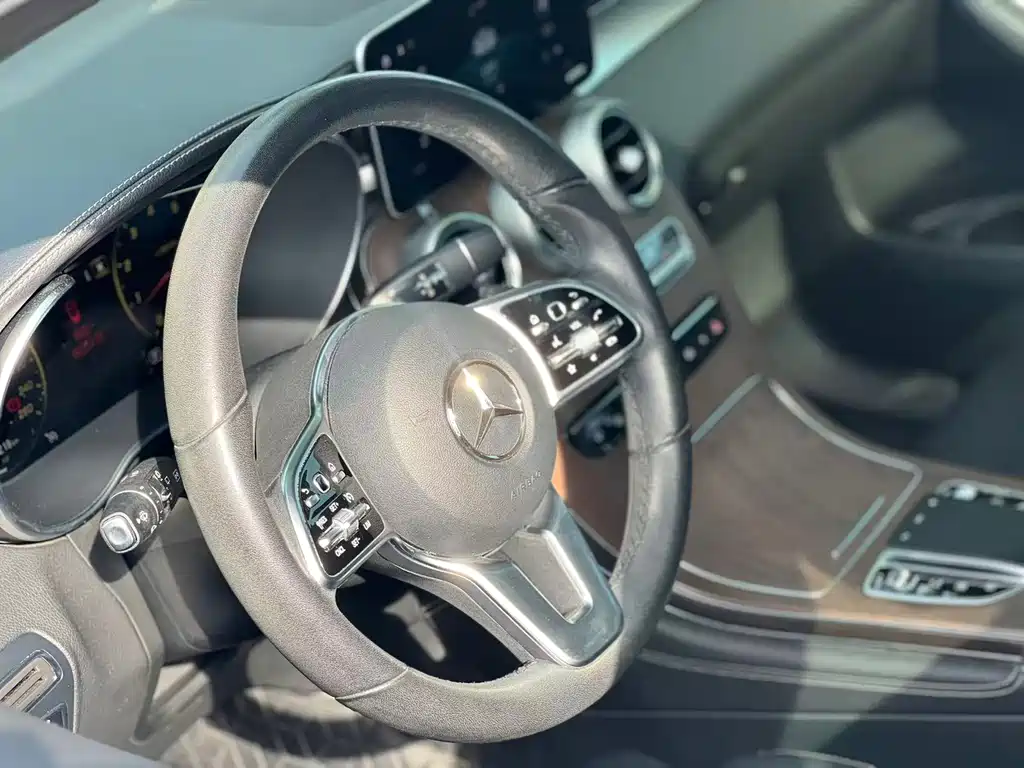 Mercedes-Benz GLC 2020 — фото 11