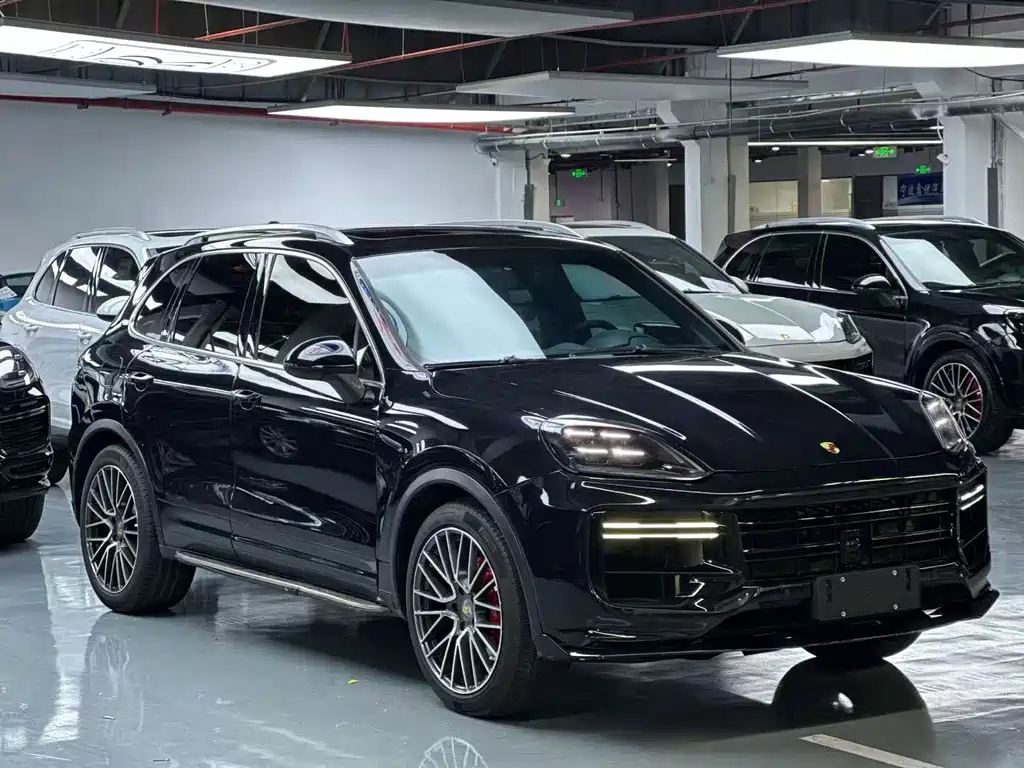 Porsche Cayenne 2013 — фото 3