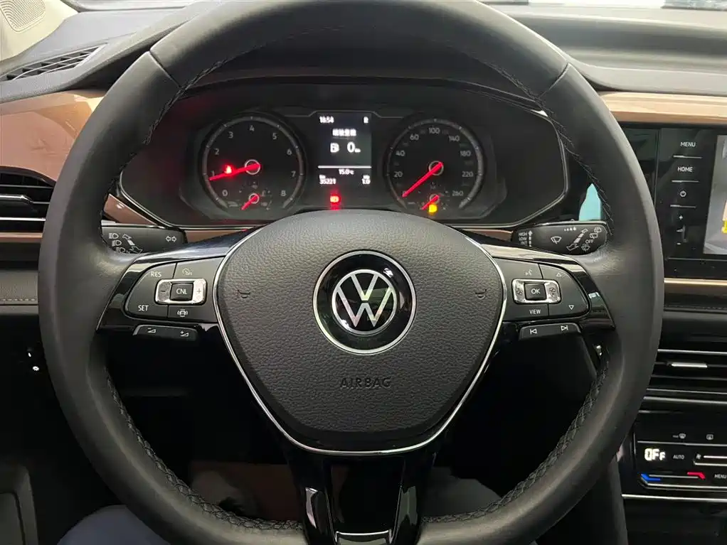 Volkswagen Tharu 2021 — фото 12