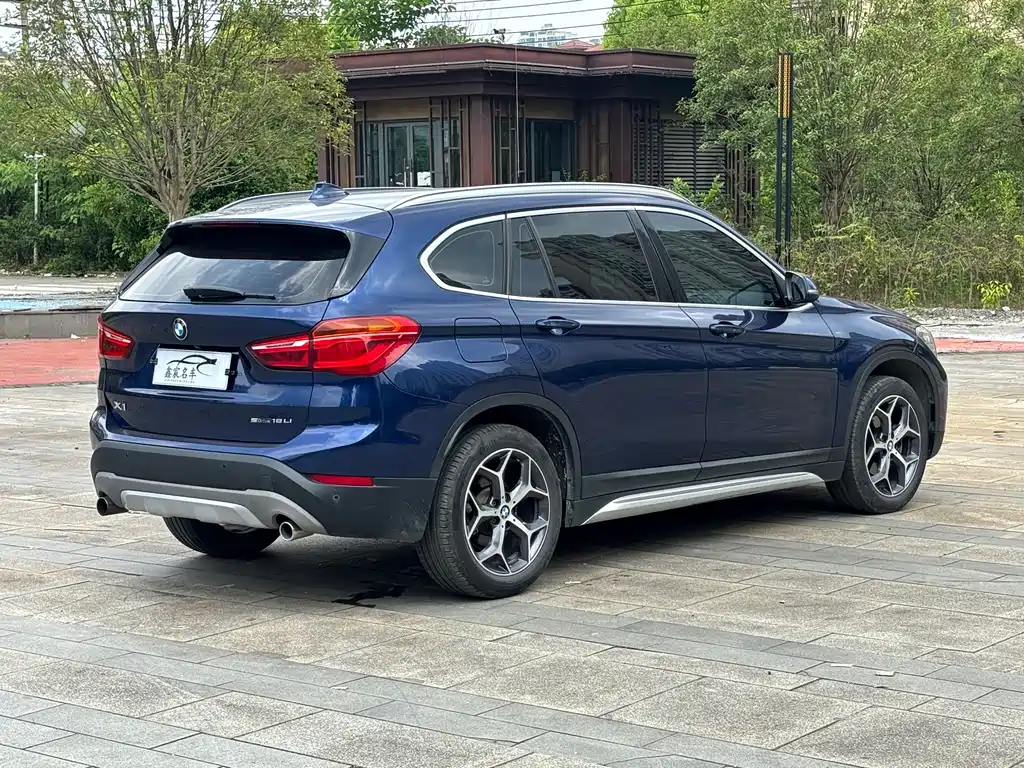 BMW X1 2019 — фото 8