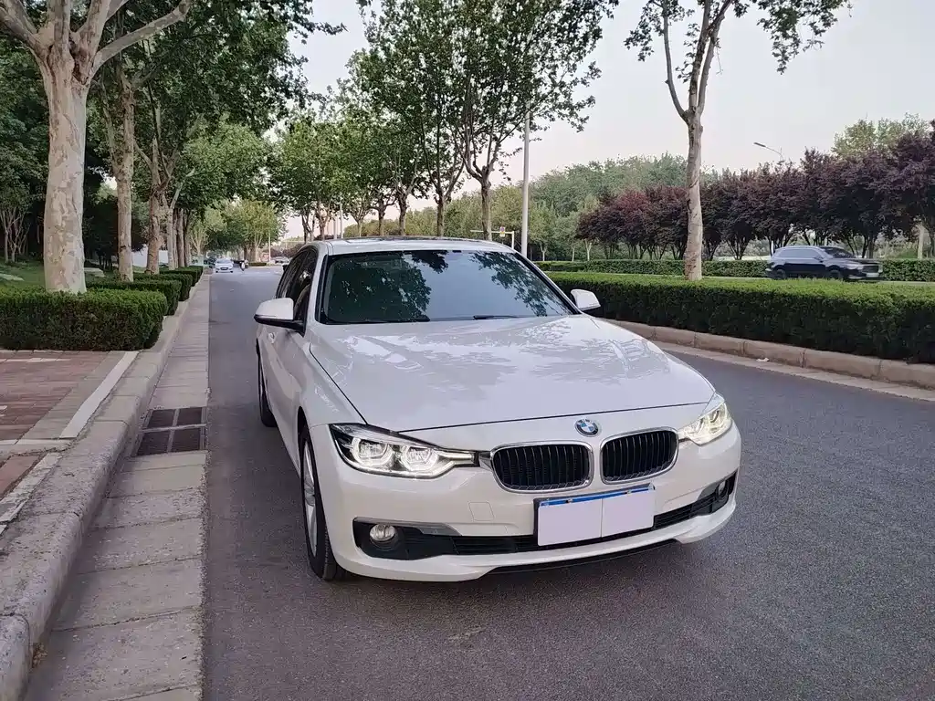 BMW 3 Series 2016