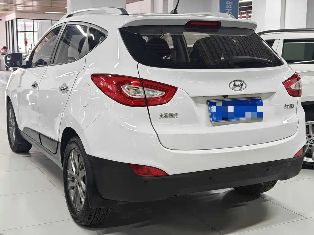 Hyundai ix35 2015 — фото 4