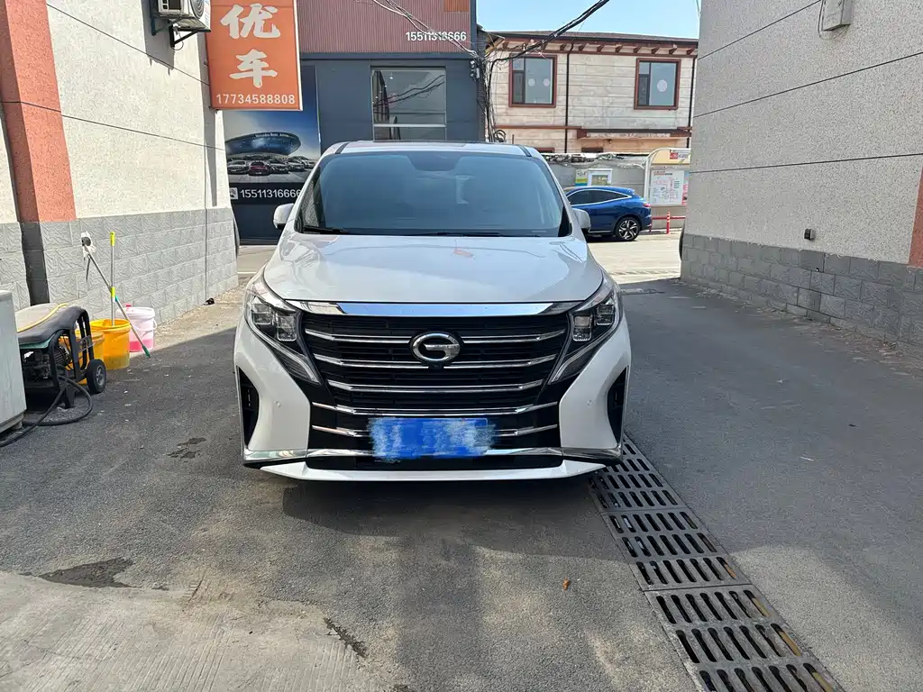 GAC Motor Trumpchi M8 2022 — фото 2