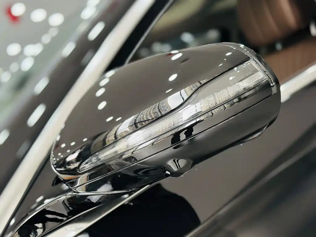 Mercedes-Benz E-Class 2022 — фото 15