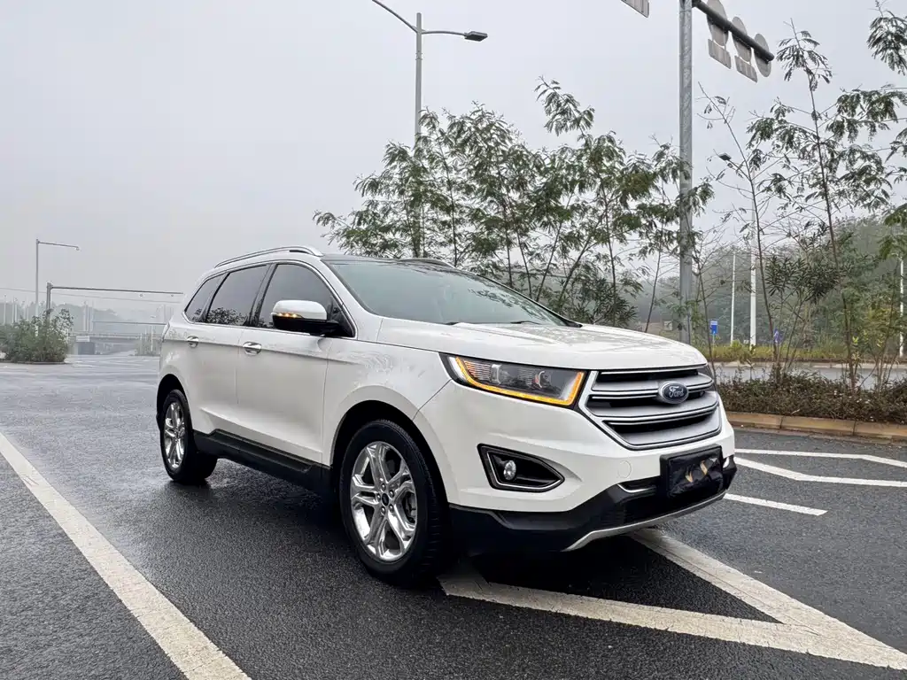 Ford Edge 2018 — фото 2