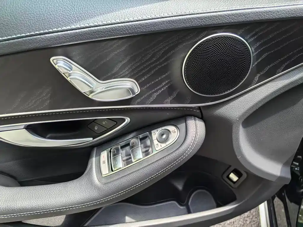 Mercedes-Benz C-Class 2020 — фото 9