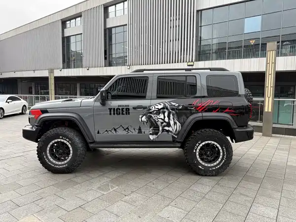 Tank 300 2023