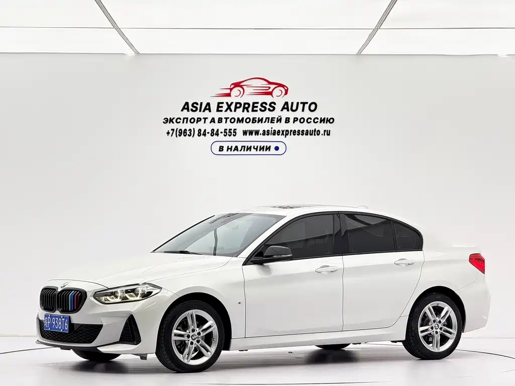 BMW 1 Series 2022 — фото 1