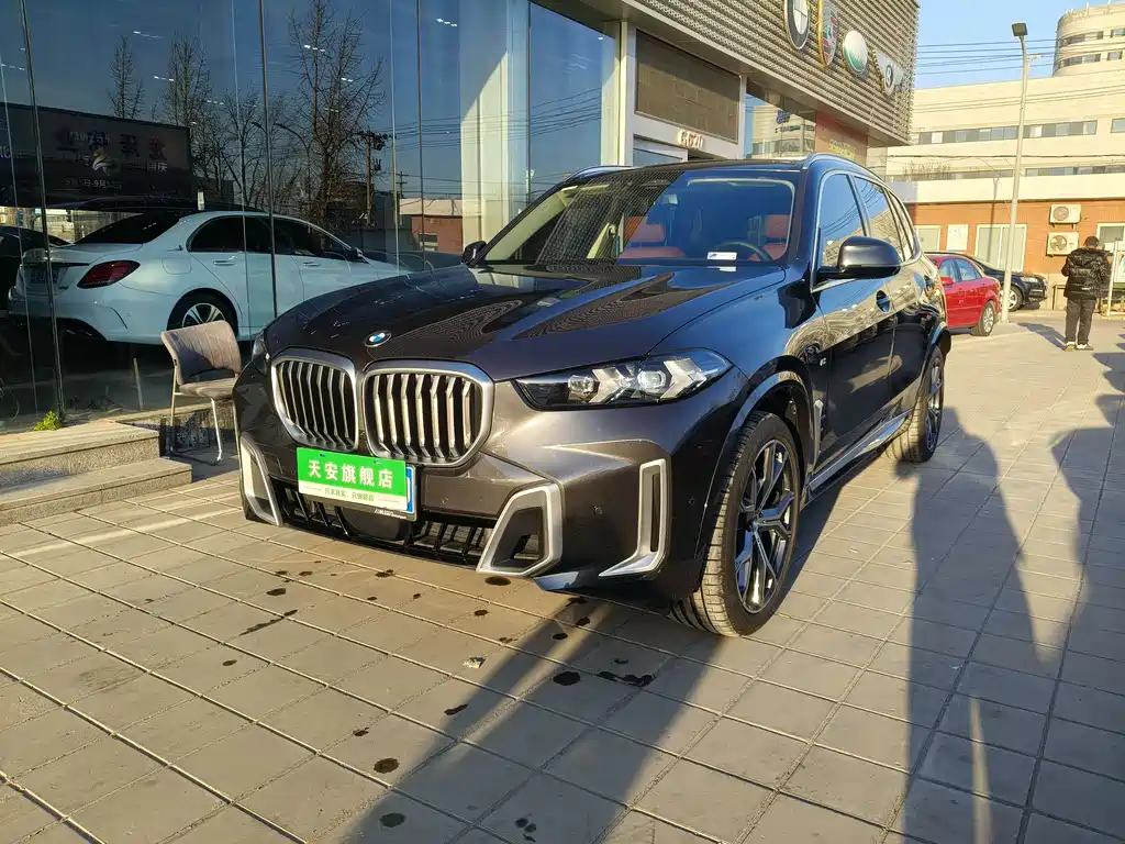 BMW X5 2024 — фото 1