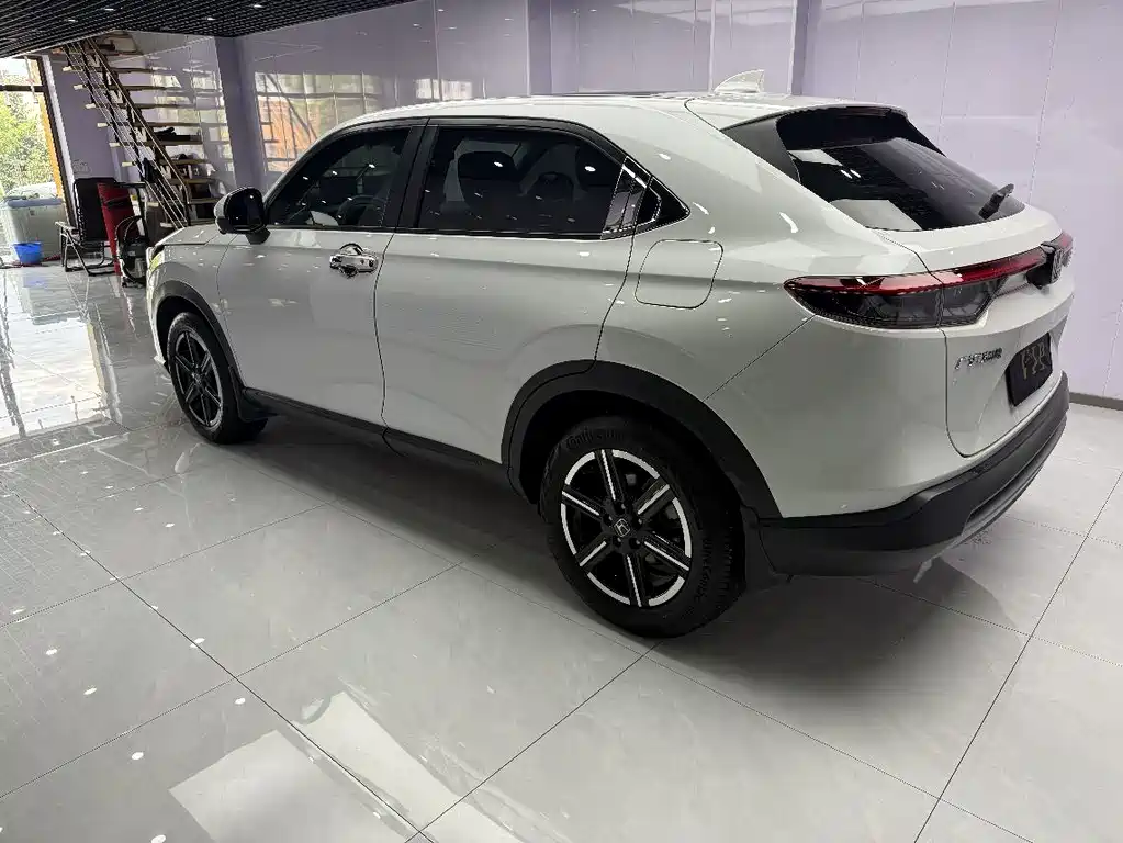 Honda Vezel 2023 — фото 6