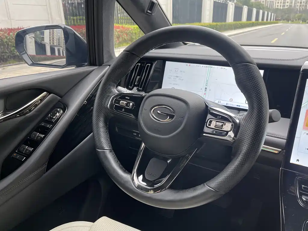 GAC Motor Trumpchi M8 2023 — фото 17