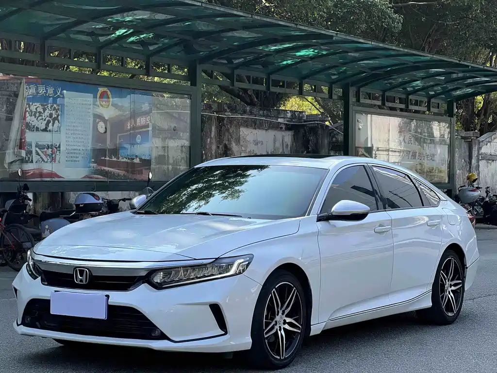 Honda Inspire 2023 — фото 1