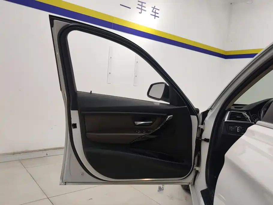 BMW 3 Series 2019
