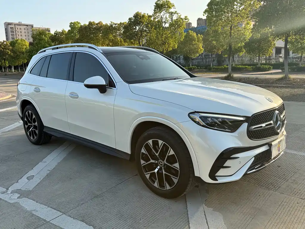 Mercedes-Benz GLC 2023 — фото 3