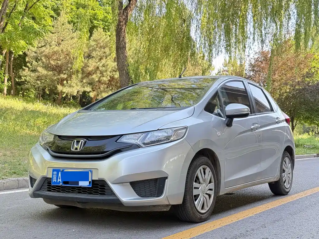 Honda Fit 2016 — фото 1