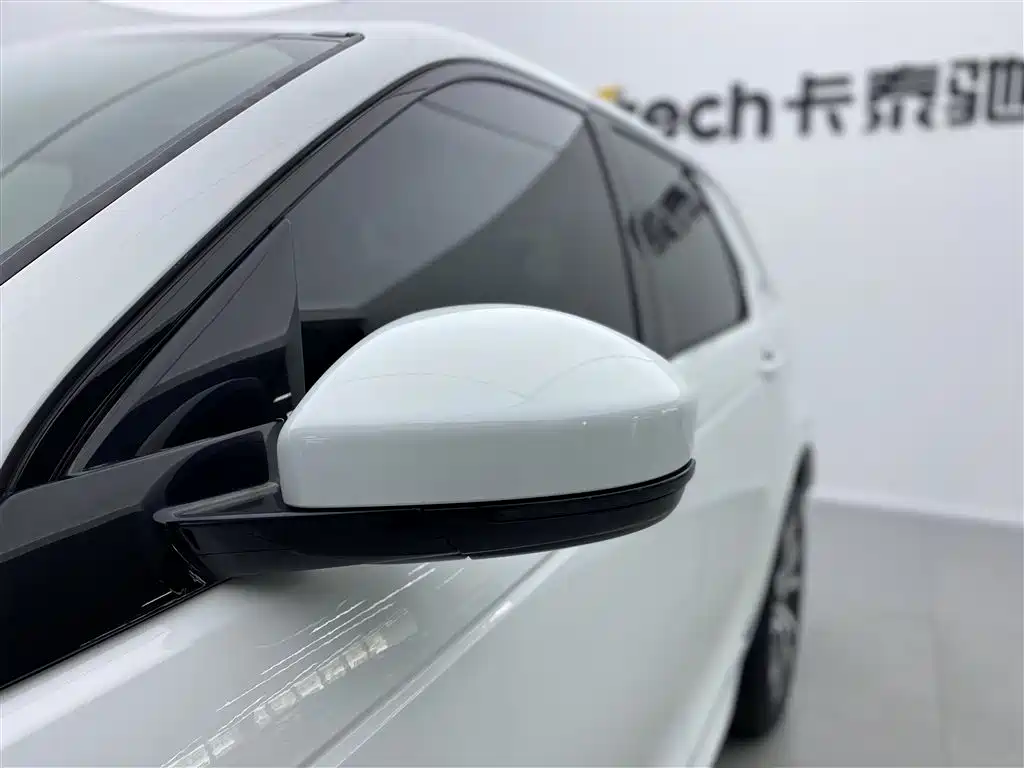 Land Rover Discovery Sport 2021 — фото 26