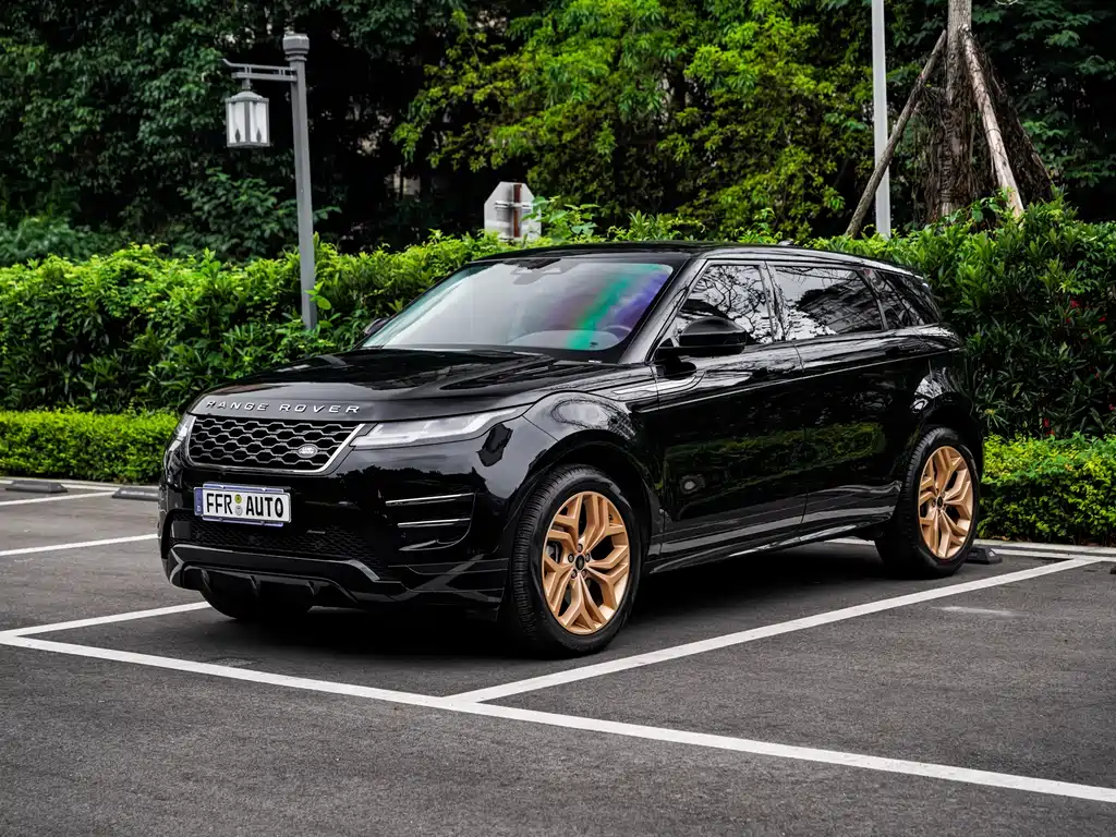 Land Rover Evoque 2024 — фото 1