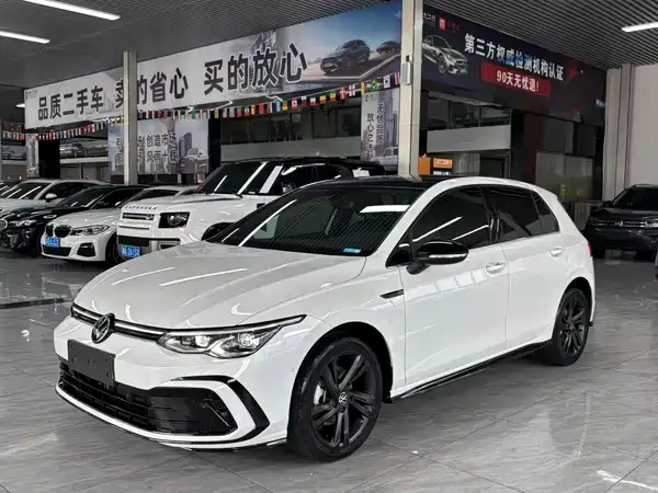 Volkswagen Golf 2023