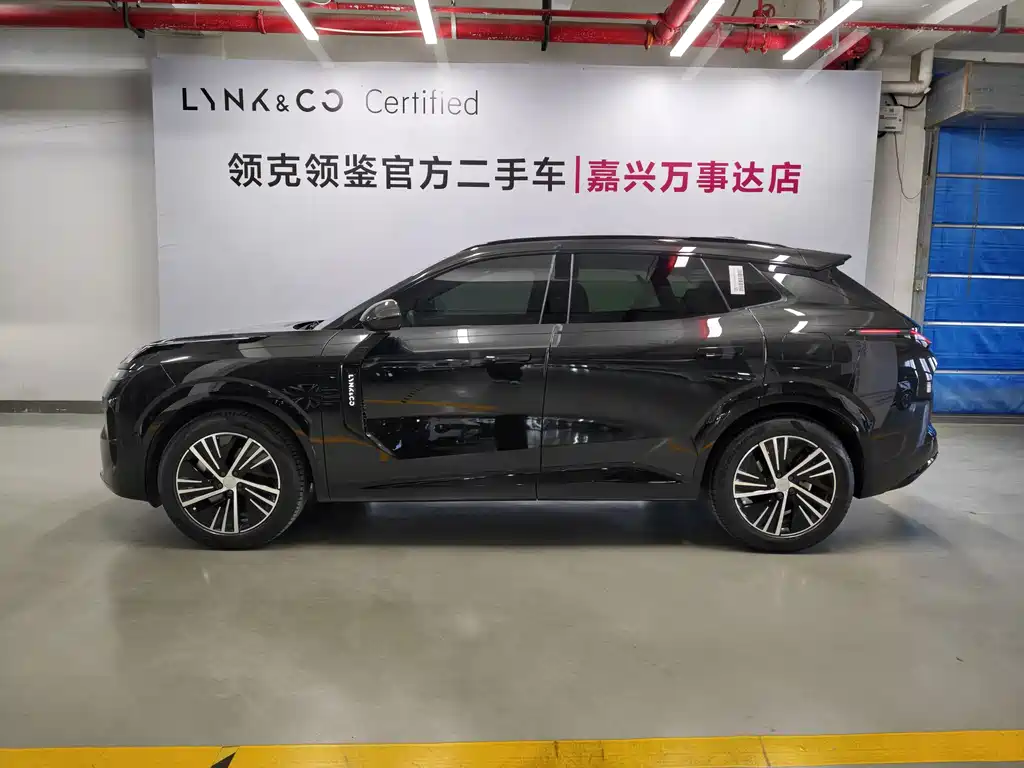 Lynk & Co 08 EM-P 2024 — фото 13