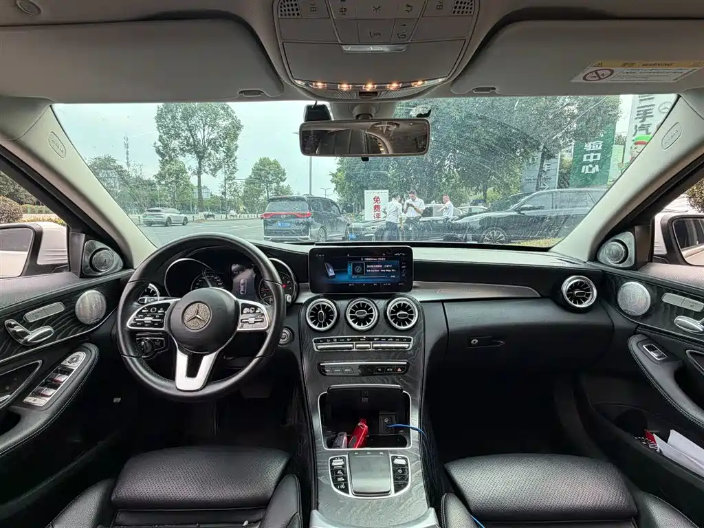 Mercedes-Benz C-Class 2019 — фото 11