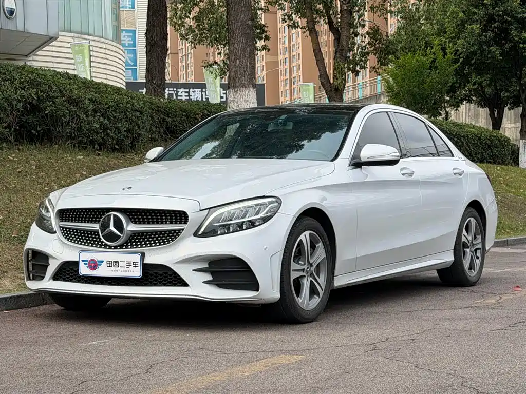 Mercedes-Benz C-Class 2019 — фото 1