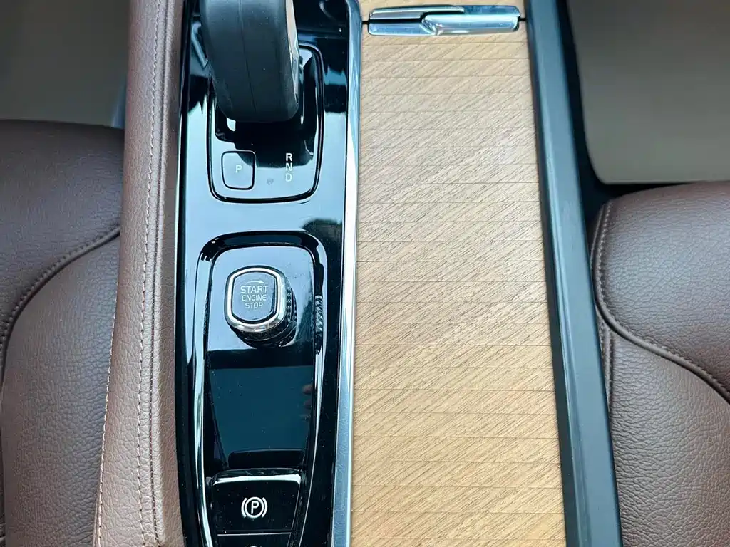 Volvo S90 2021 — фото 11