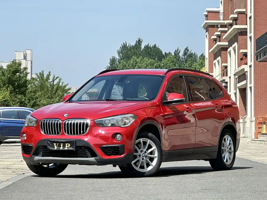 BMW X1 2018 — фото 1