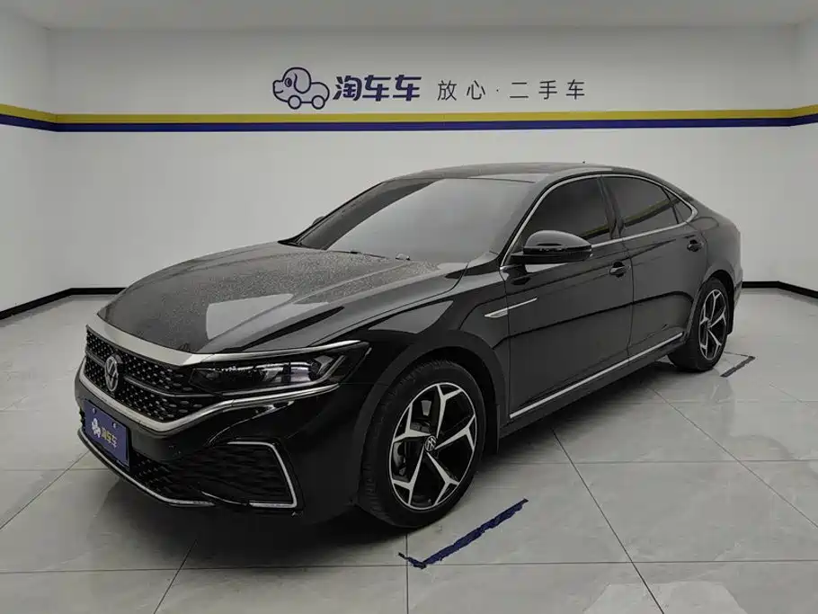 Volkswagen Passat 2024
