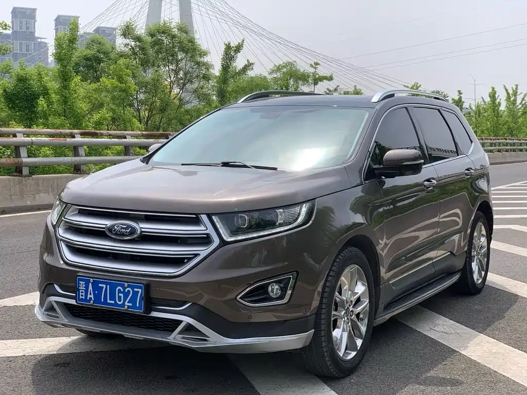 Ford Edge 2017 — фото 1