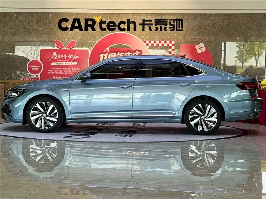 Volkswagen Passat 2022 — фото 8